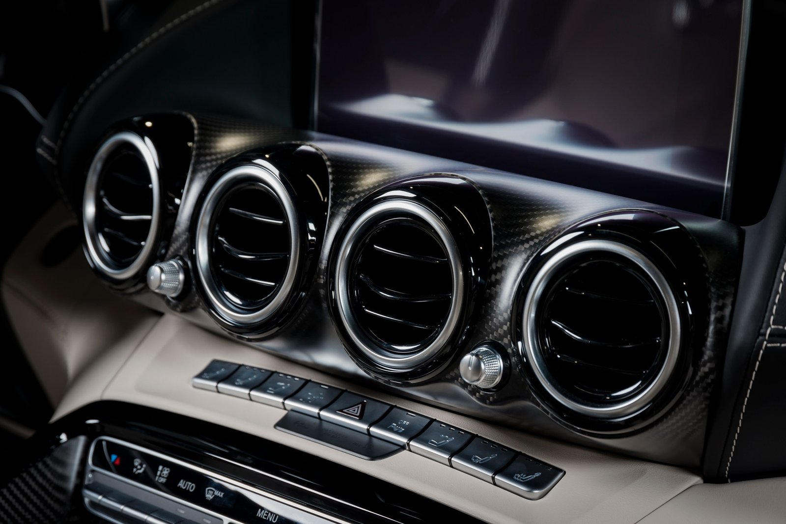 Ventilation deck in a modern luxury car